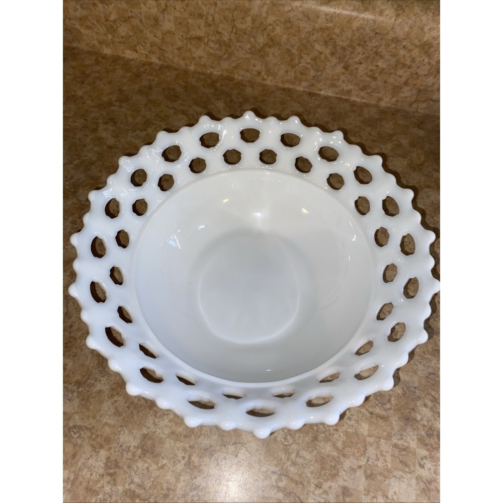 Vintage Westmoreland Milk Glass Bowl Doric Belled Edge White 9" Dish‎ MCM 1950s